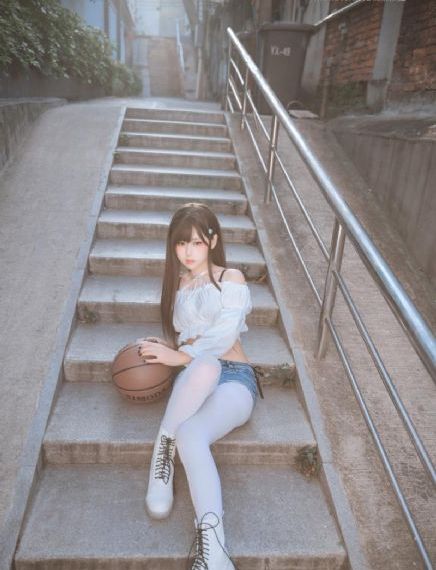 色噜噜人妻丝袜av影音先锋婷婷_蓝光免费在线观看