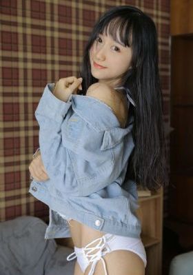 亚洲一级特黄特黄的大片_2019国语AV首页